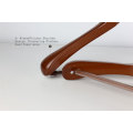 Gancho de Chrome Barra antideslizante Calidad confiable Suspensión de madera para ropa